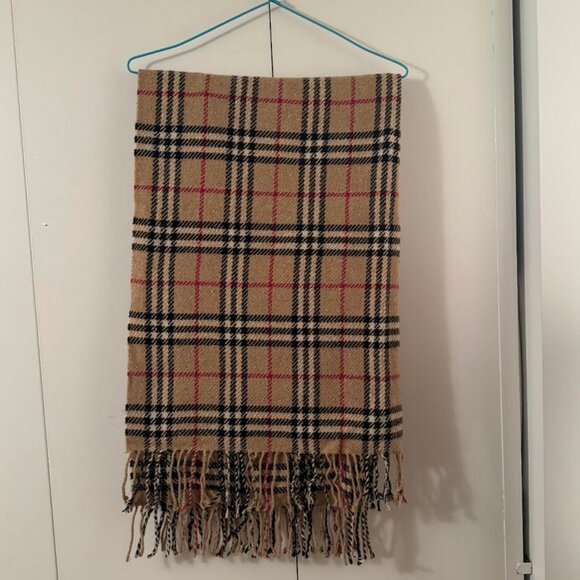 Burberry classic check 100% cashmere large shawl 6 ft x 29" made in England. - Picture 6 of 10